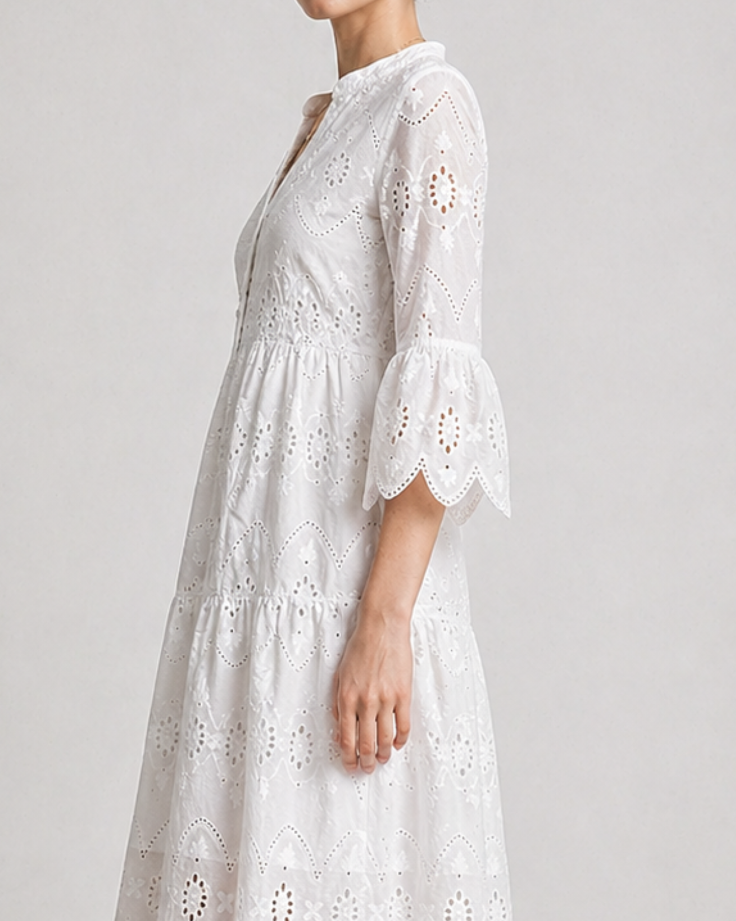 Freizeit Midikleid mit Stickerei und Volants