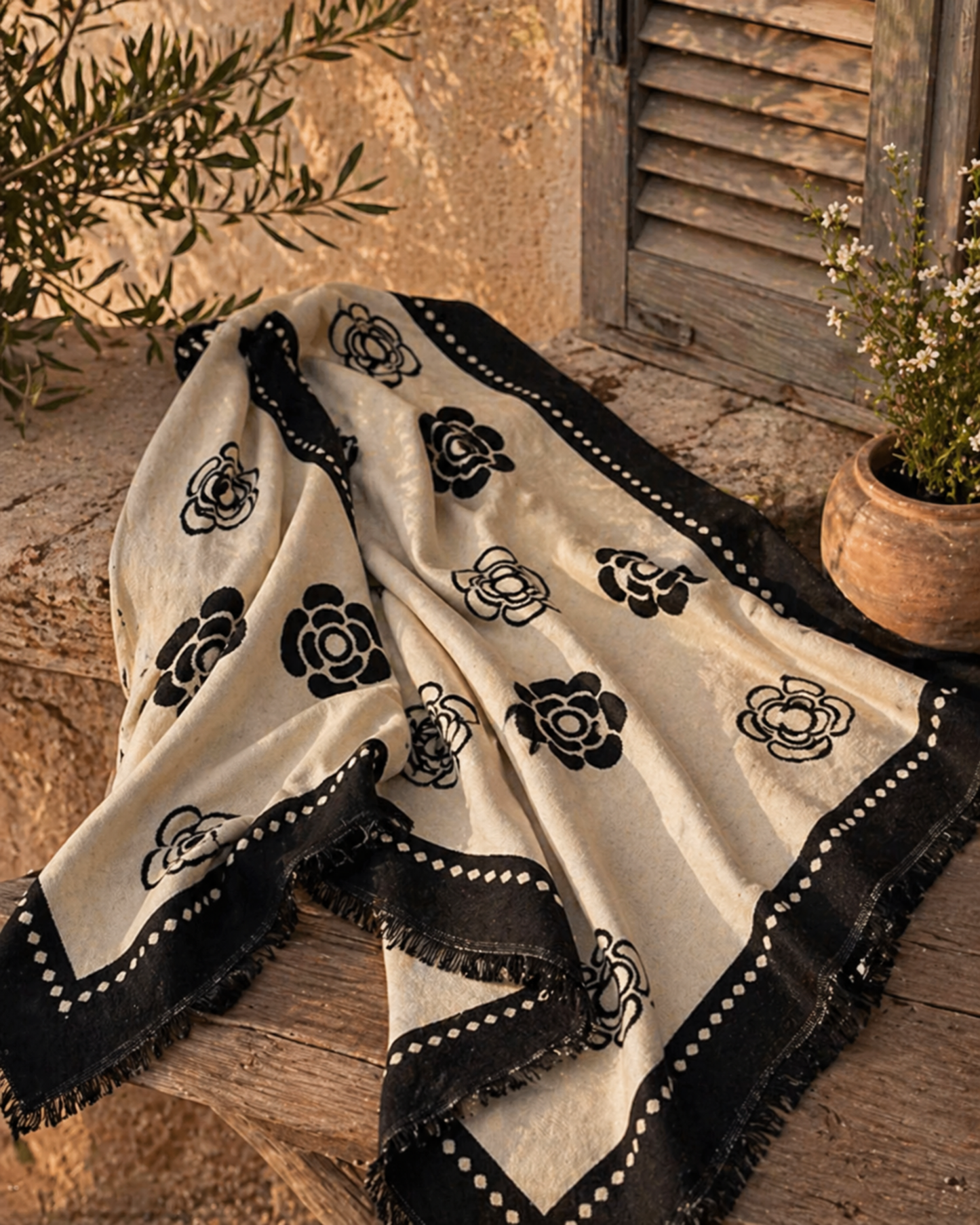 Damen Schal mit floralem Muster – Elegantes Halstuch