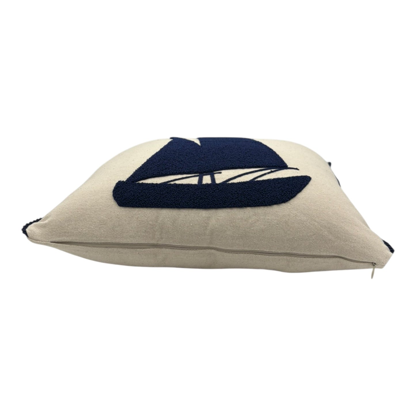 Dekokissen mit Punch Stickerei - Marine - Segelboot - 43 x 43cm