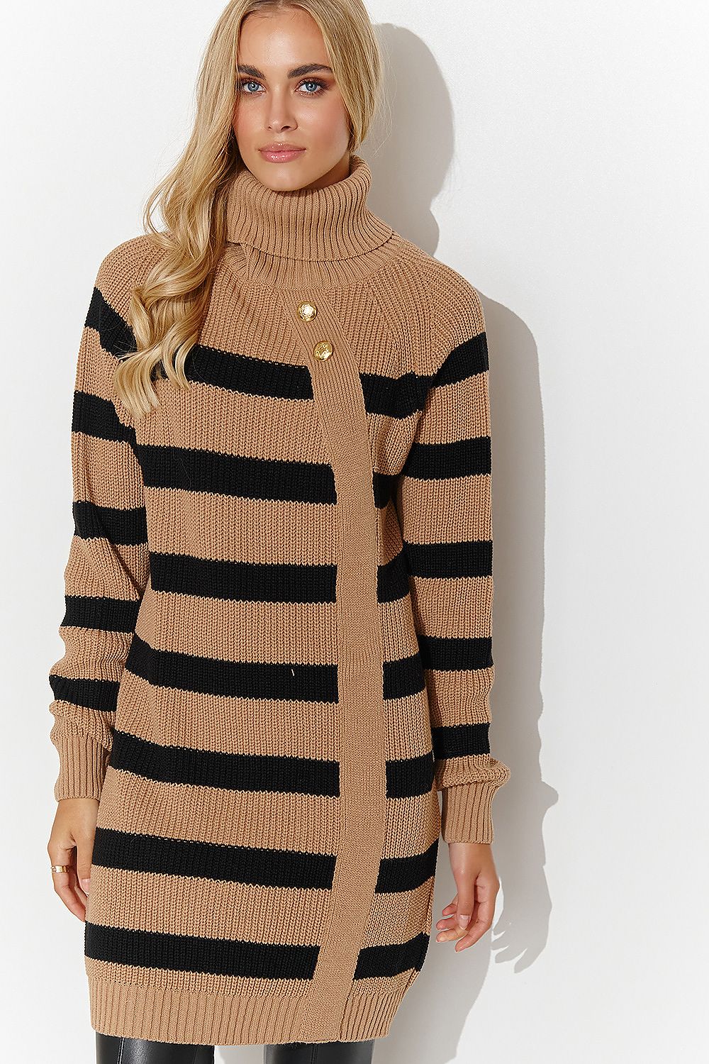 Rollkragenpullover model 187972 Makadamia