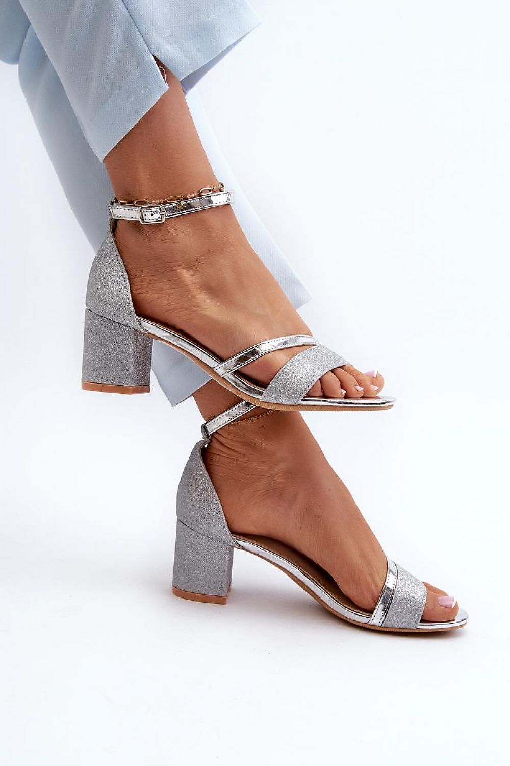 Sandalen mit Absatz | Step in style