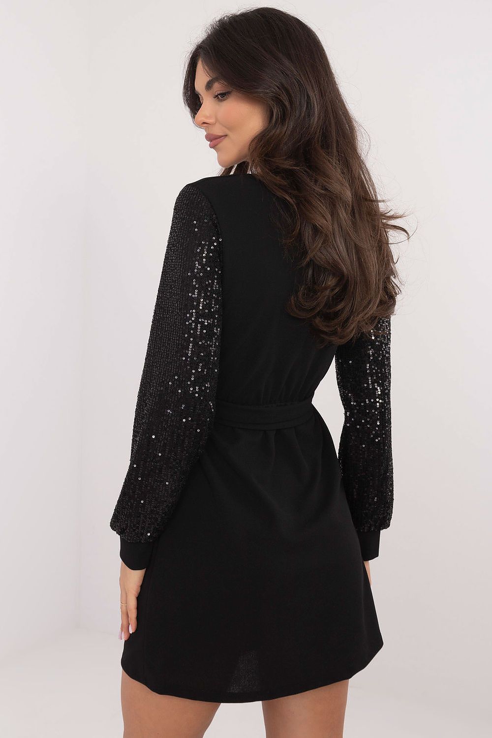 Kurzes Kleid model 203162 Italy Moda