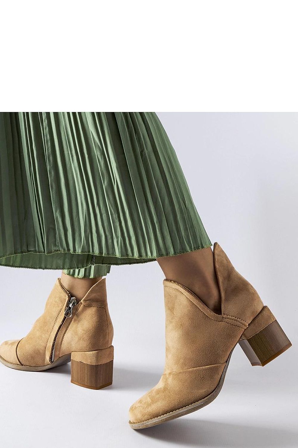 Stiefeletten mit Absatz model 204771 Solea