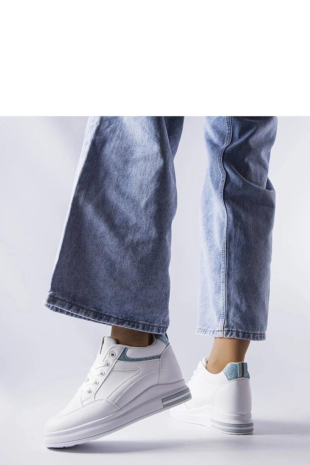 Sneakers model 207920 Solea