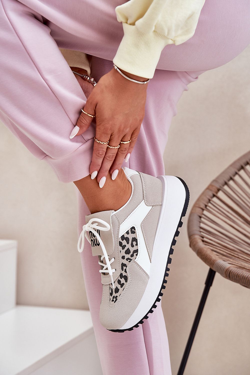 Sportschuhe model 211007 Step in style