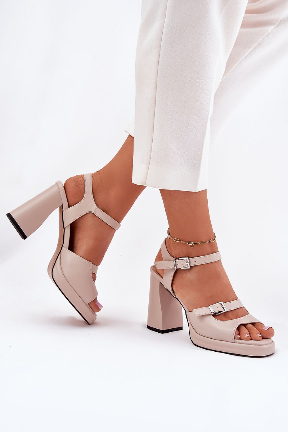 Sandalen mit Absatz model 212826 Step in style