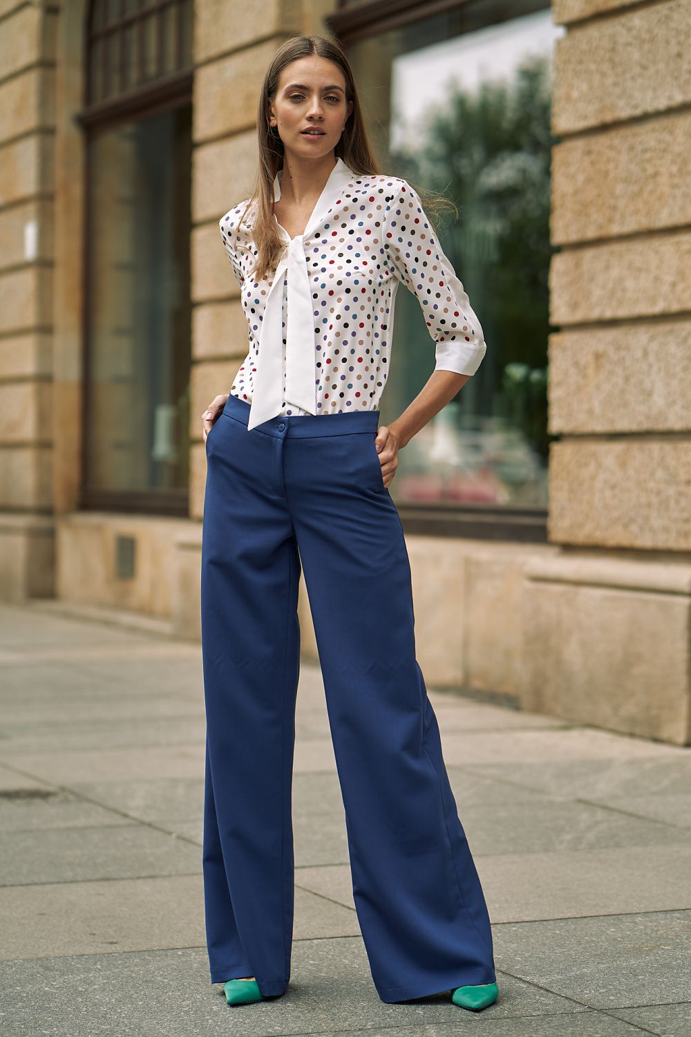 Lange Hose model 216894 Nife