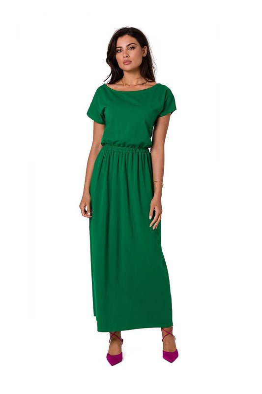 Langes Sommerkleid mit asymmetrischem Ausschnitt
