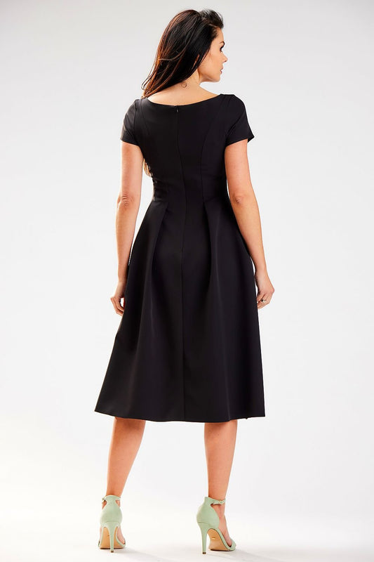 A-Linien-Midikleid mit kurzen Ärmeln und Rundhalsausschnitt