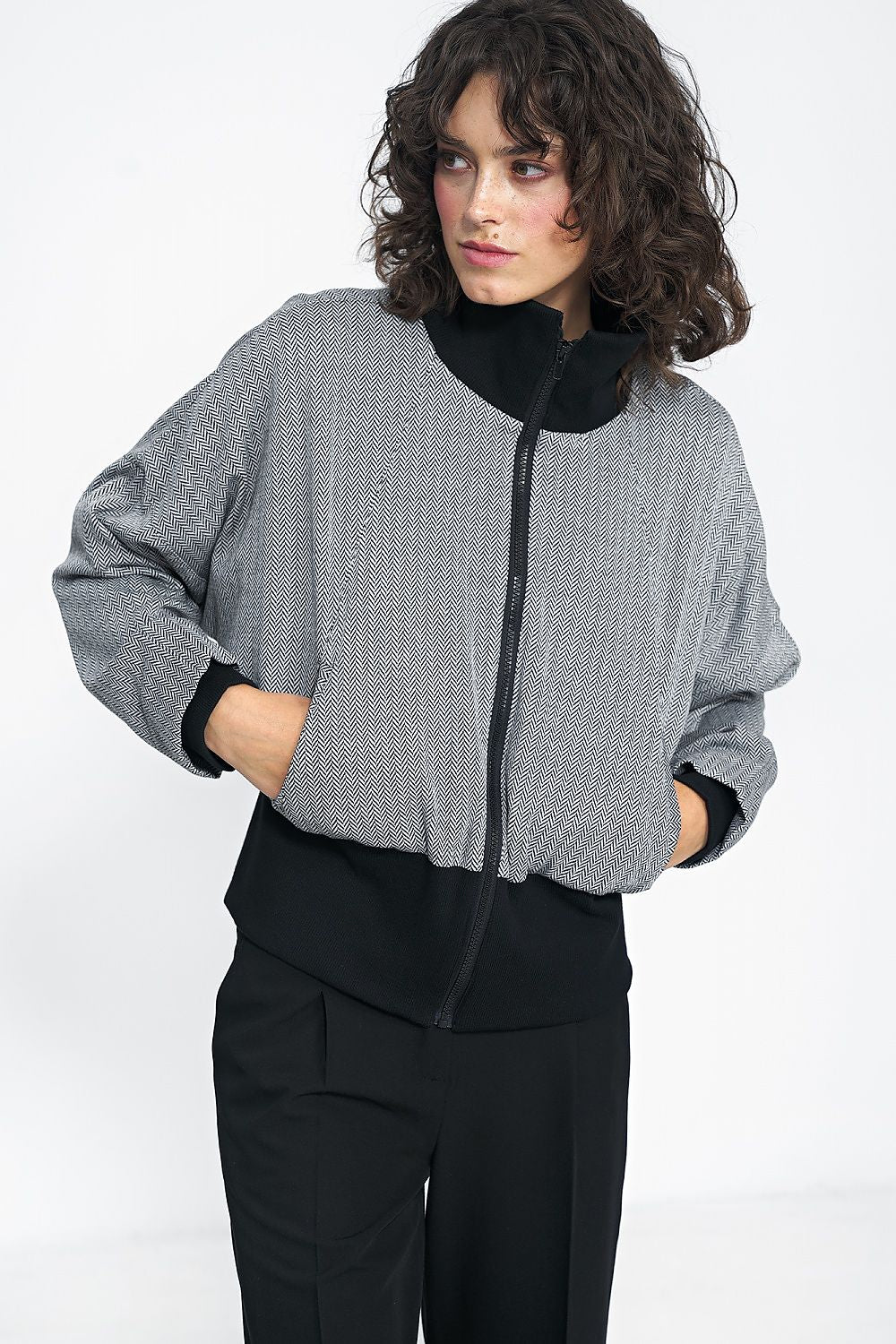 Jacke model 186842 Nife