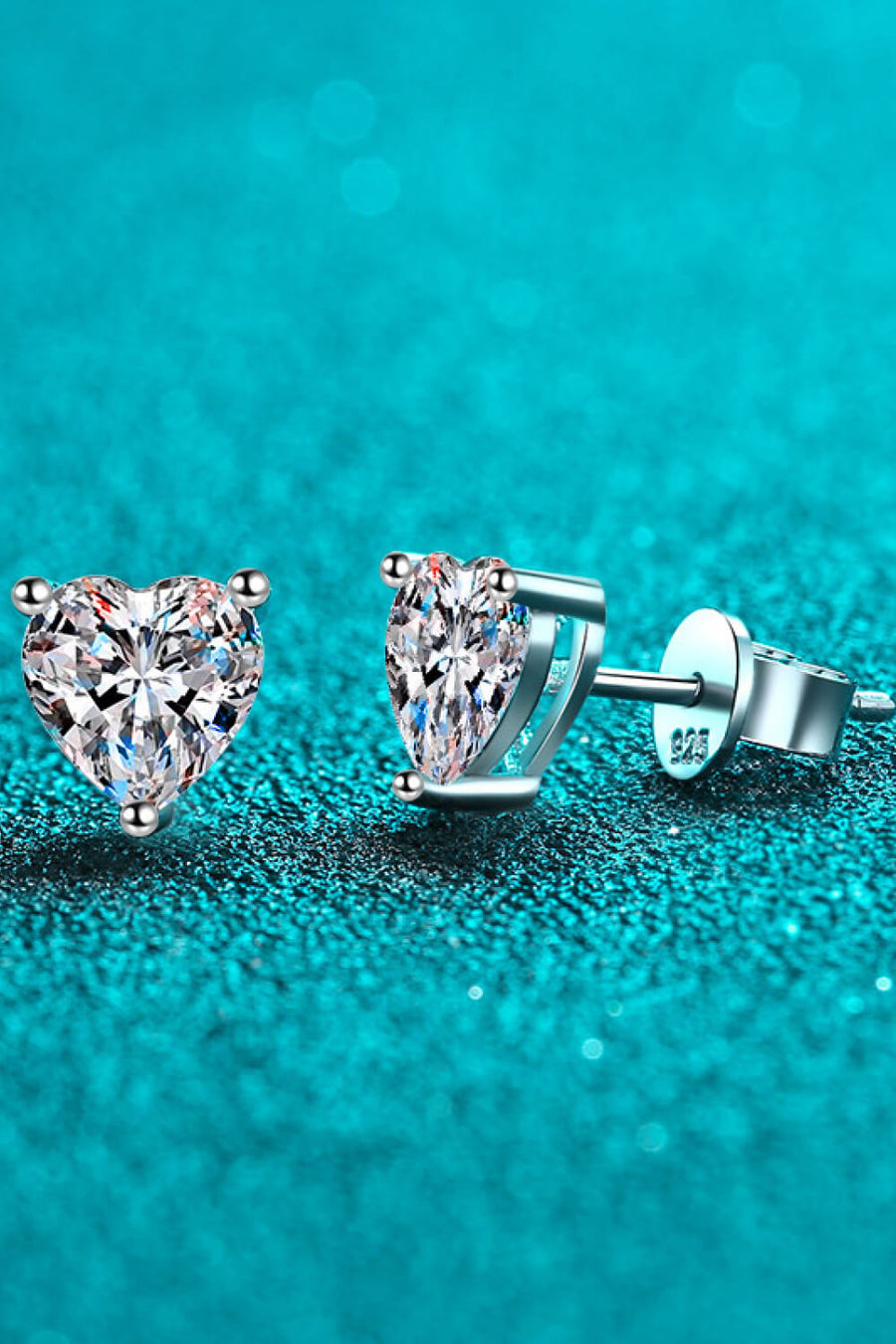 Damen Ohrstecker Herz mit 2 Karat Moissanit aus 925 Sterling Silber