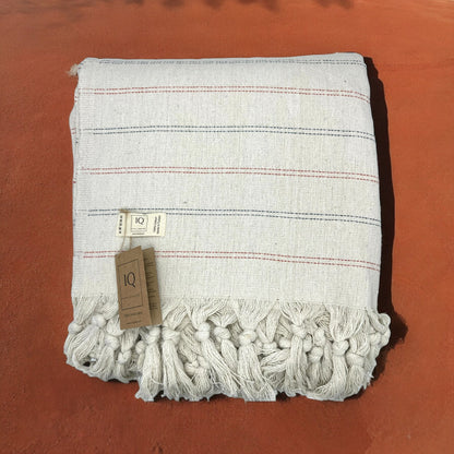 Tagesdecke Bettüberwurf Sofaüberwurf - 100% Baumwolle Natur mit farbigen Linien 240 x 240 cm