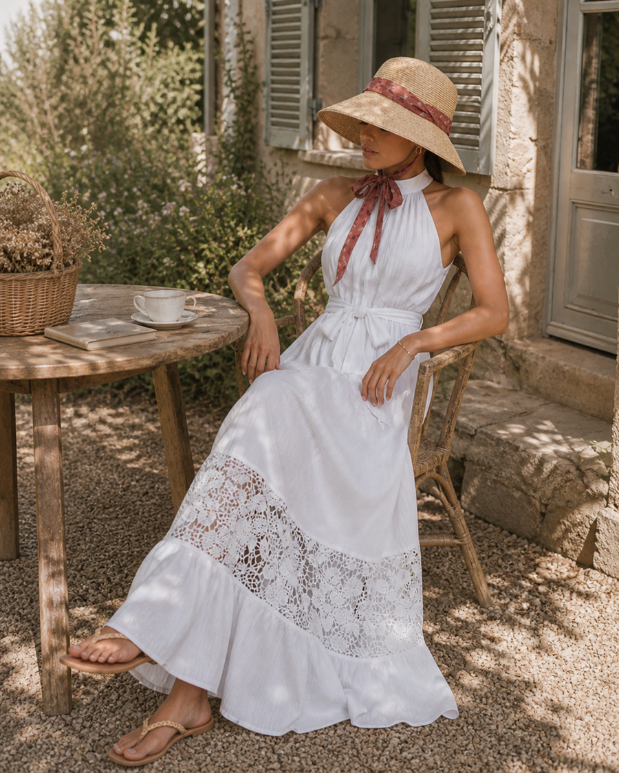 Eleganter Damen Strohhut mit floralem Band – Sommerhut mit Krempe