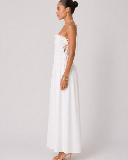 Trägerloses Maxikleid mit gesmoktem Oberteil
