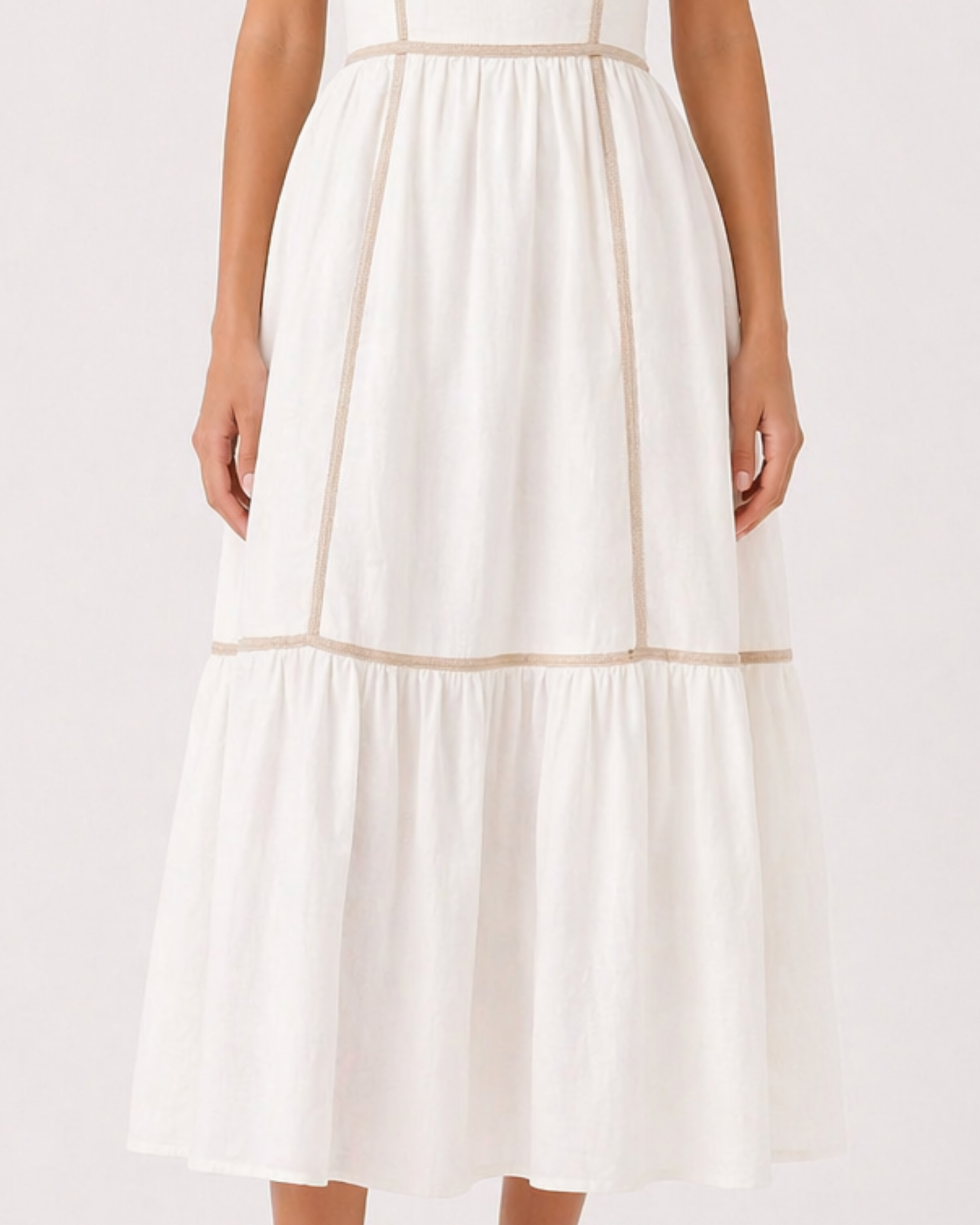 Midi Kleid mit Square Neck und Kontrastsaum