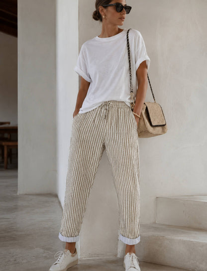 Gestreifte Damenhose mit Kordelzug, Cropped