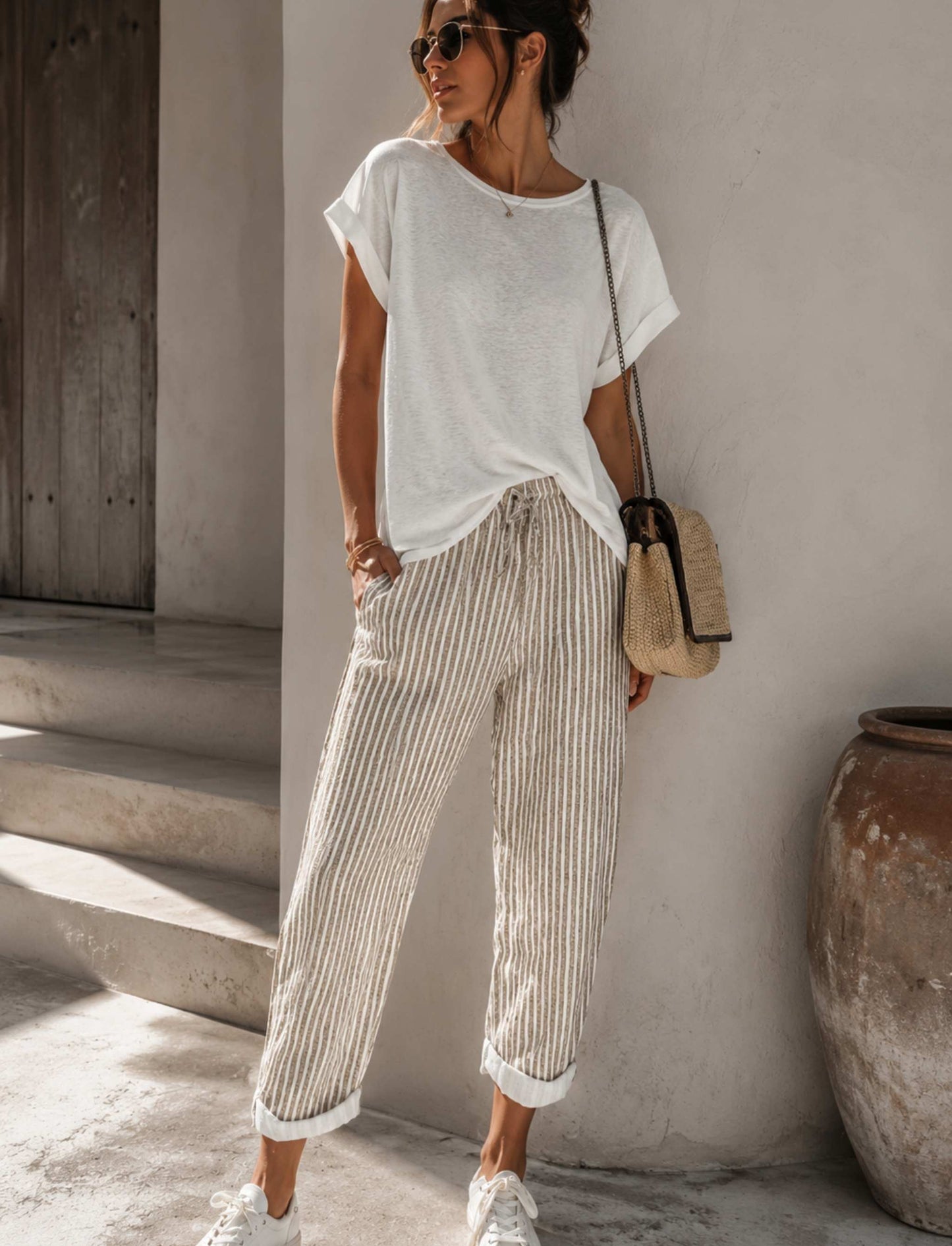 Gestreifte Damenhose mit Kordelzug, Cropped