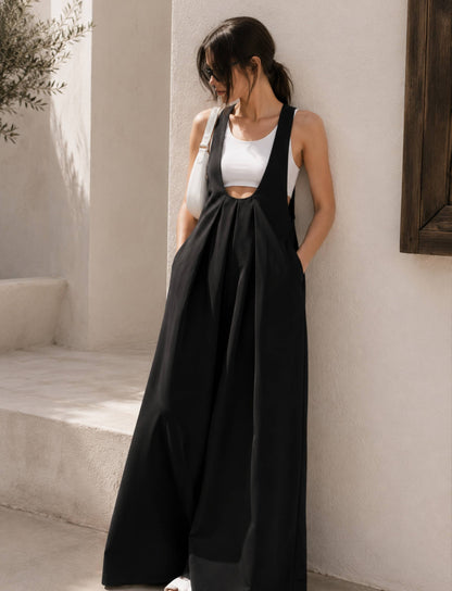 Elegantes Damen Plissee Maxikleid im Overall-Stil