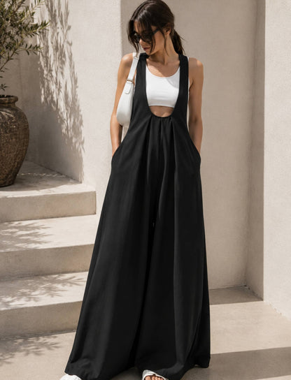 Elegantes Damen Plissee Maxikleid im Overall-Stil