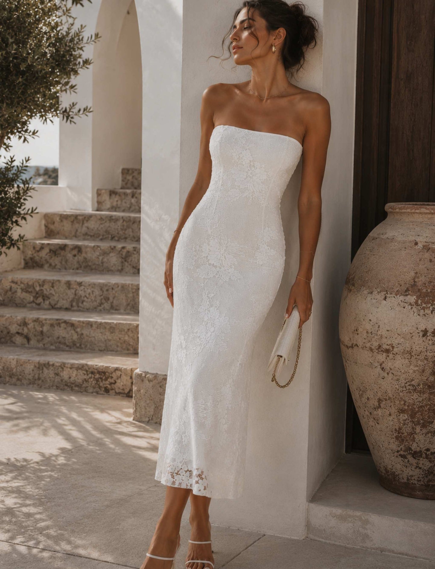Damen Spitzenkleid Midi trägerlos mit floraler Spitze