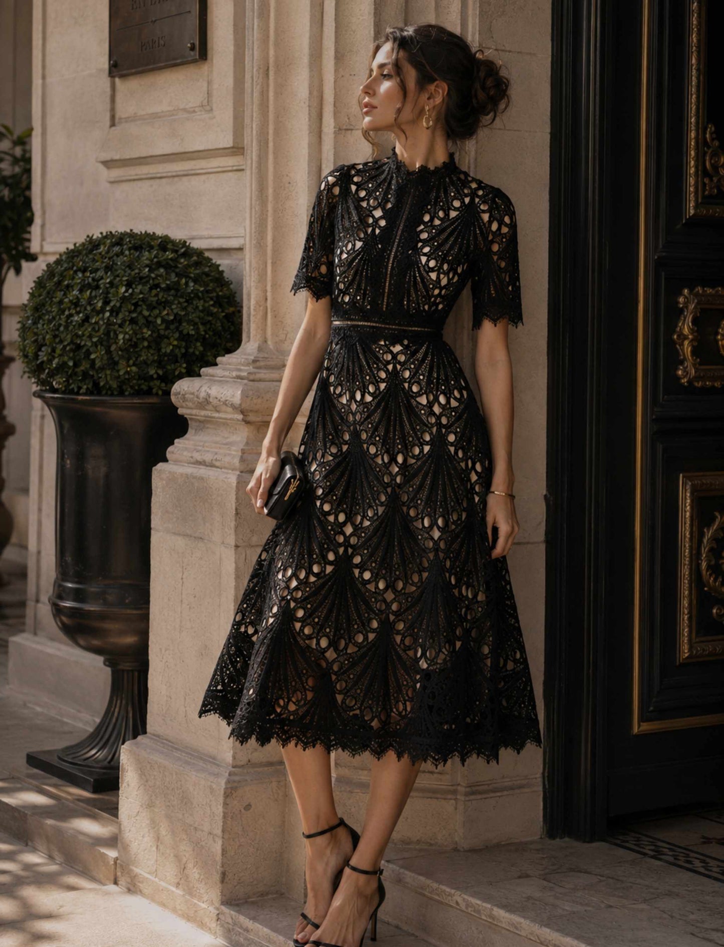 Damen Spitzenkleid Midi mit kurzen Ärmeln und Reißverschluss