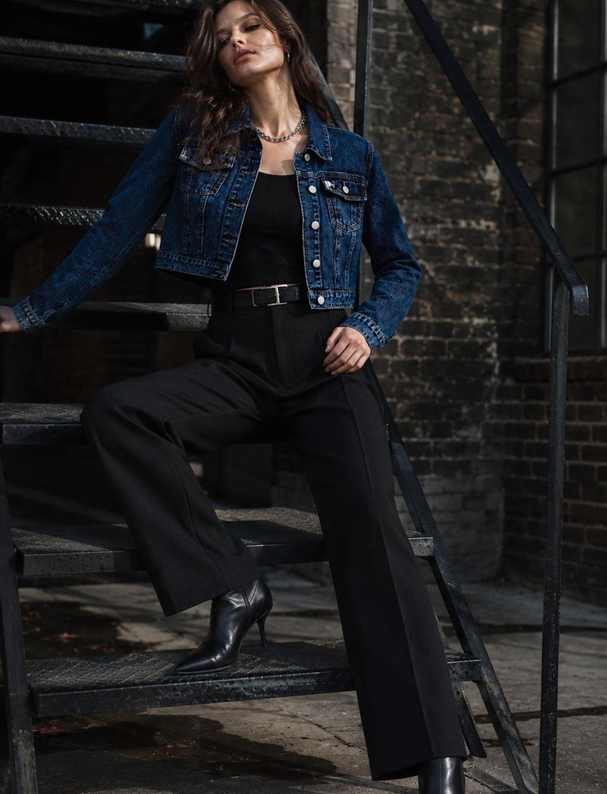 Damen Jeansjacke kurz mit Knopfverschluss