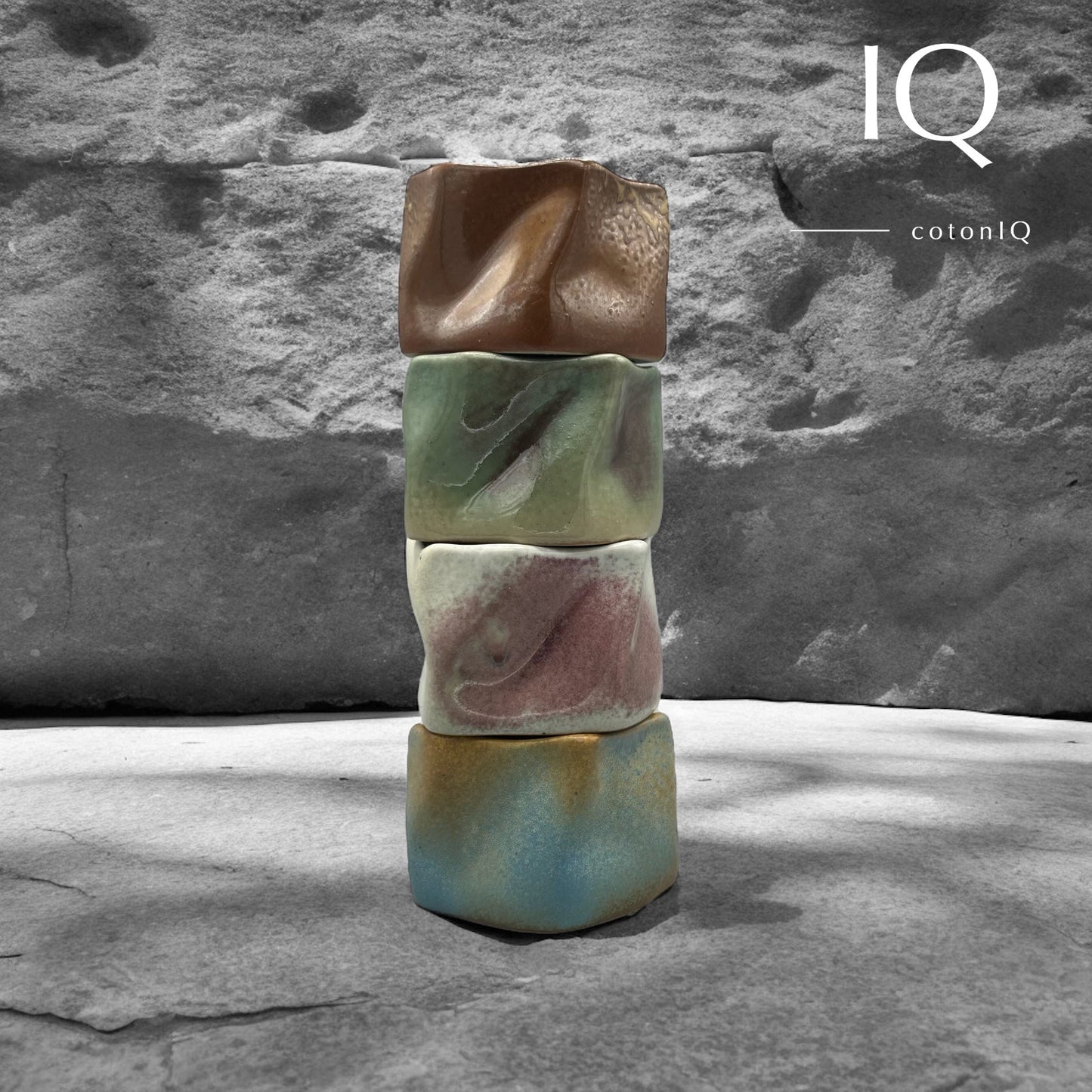 Handgefertigte Keramiktasse – Rustikales Unikat – Blau- und Erdtöne –  230 ml