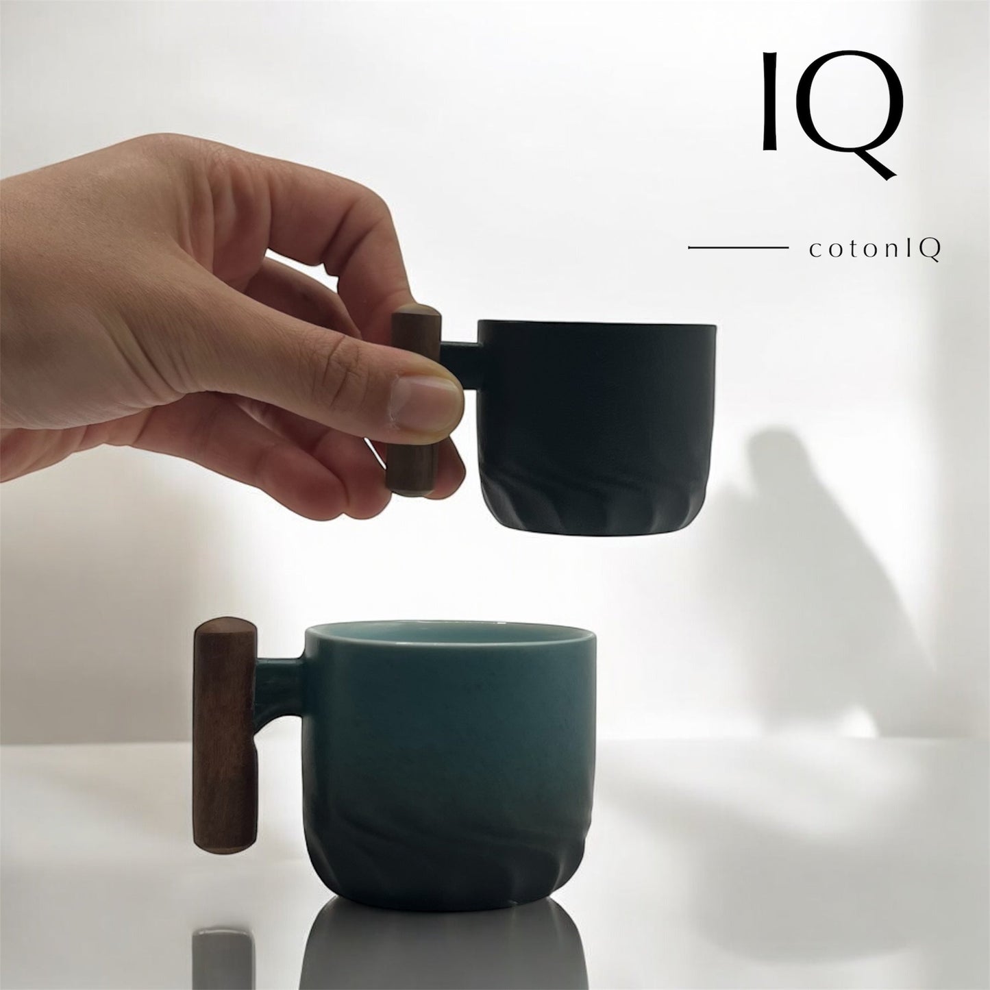 Designer-Espressotasse mit Holzgriff – Schwarz-Grün – 70 ml