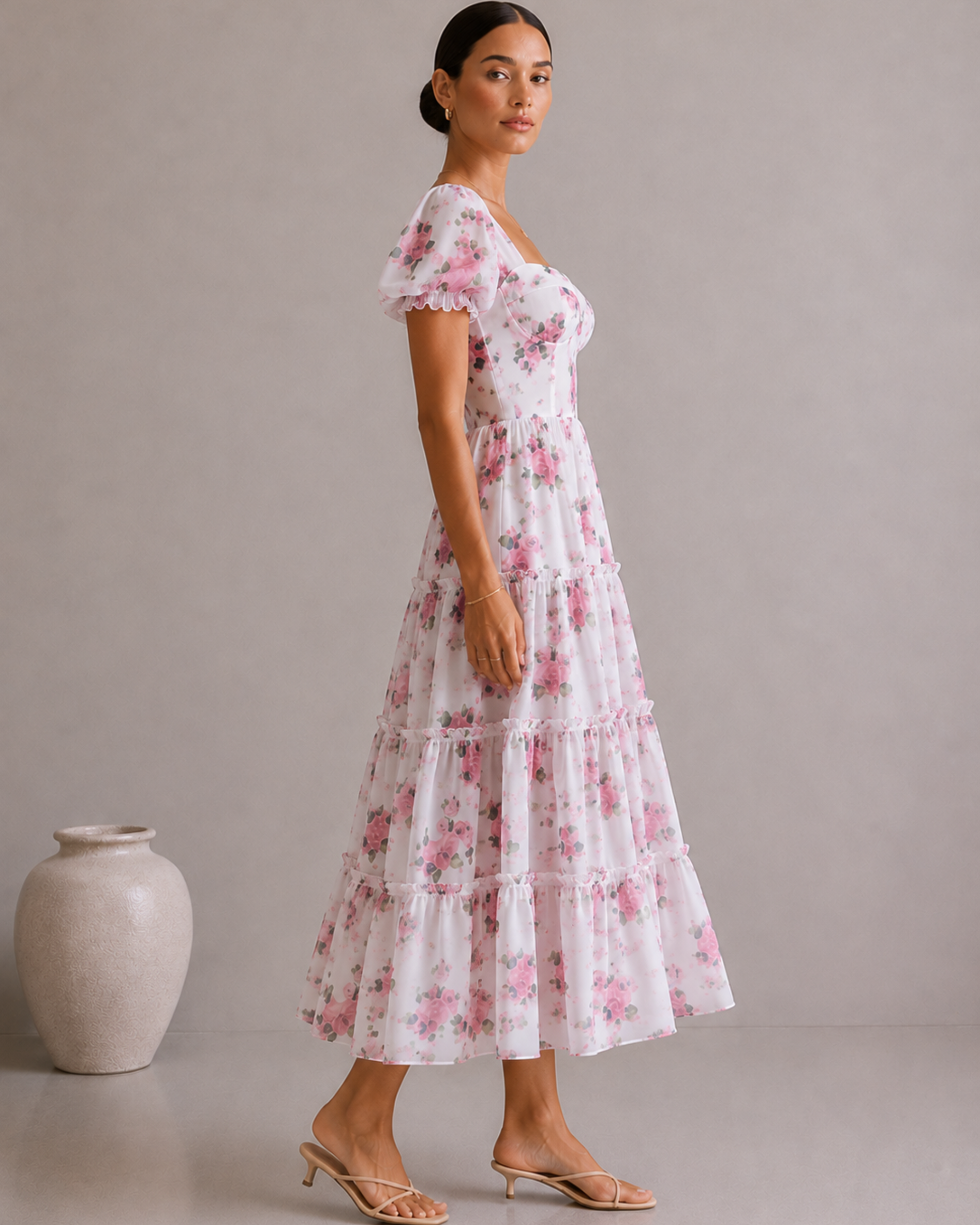 Elegantes Damen Midikleid mit Blumenmuster und Rüschen