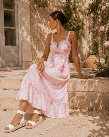 Komfortable weiße Sommerschuhe für Damen mit breiten Riemen