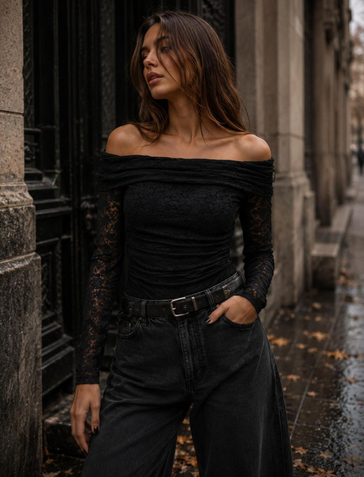 Asymmetrisches Spitzen-Langarmtop für Damen mit freier Schulter und körpernaher Passform