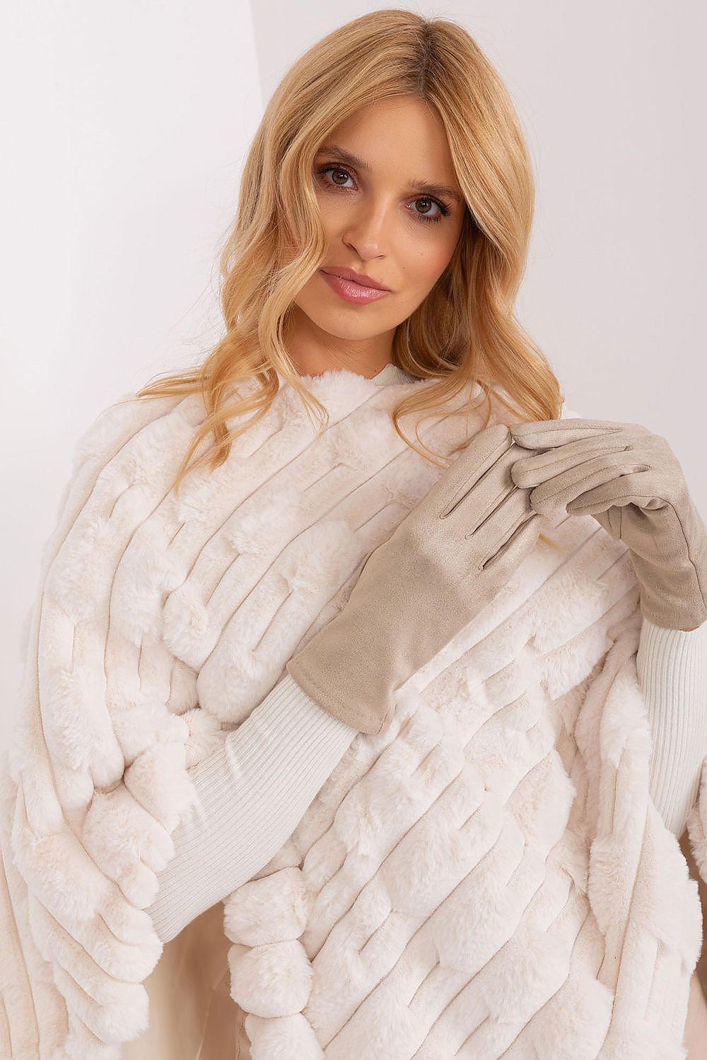  Handschuhe model 190827 AT 