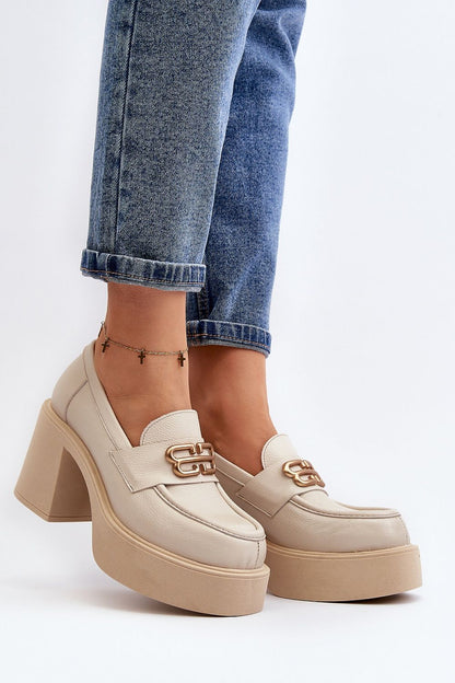Schuhe mit Absatz Step in style
