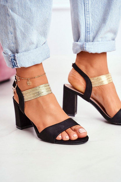 Sandalen mit Absatz | Step in style