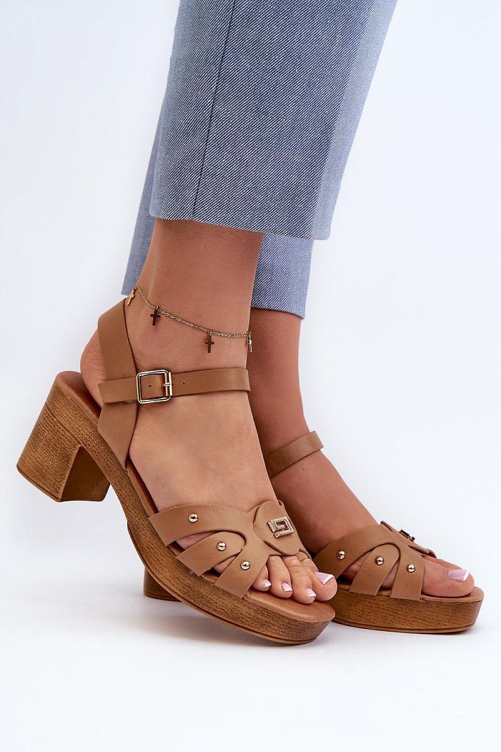 Sandalen mit Absatz | Step in style
