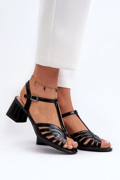 Sandalen mit Absatz | Step in style