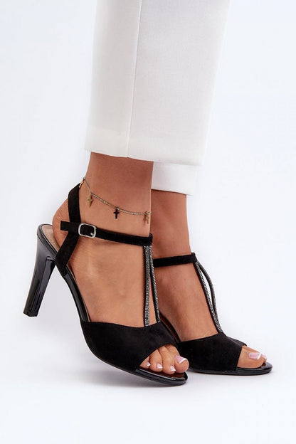 Sandalen mit Absatz | Step in style