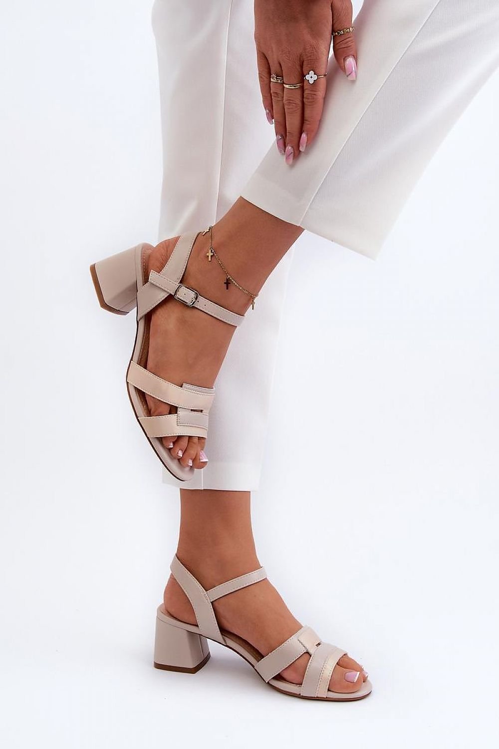 Sandalen mit Absatz | Step in style