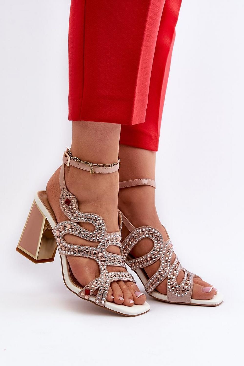 Sandalen mit Absatz | Step in style