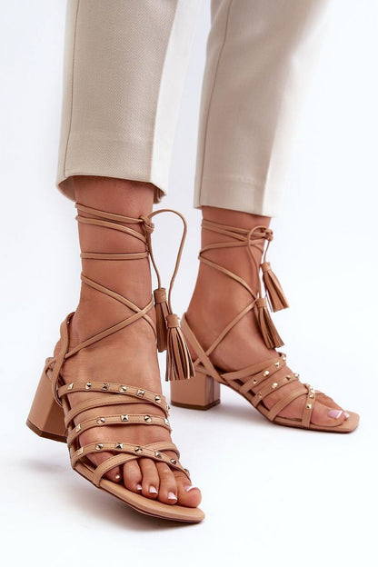 Sandalen mit Absatz | Step in style
