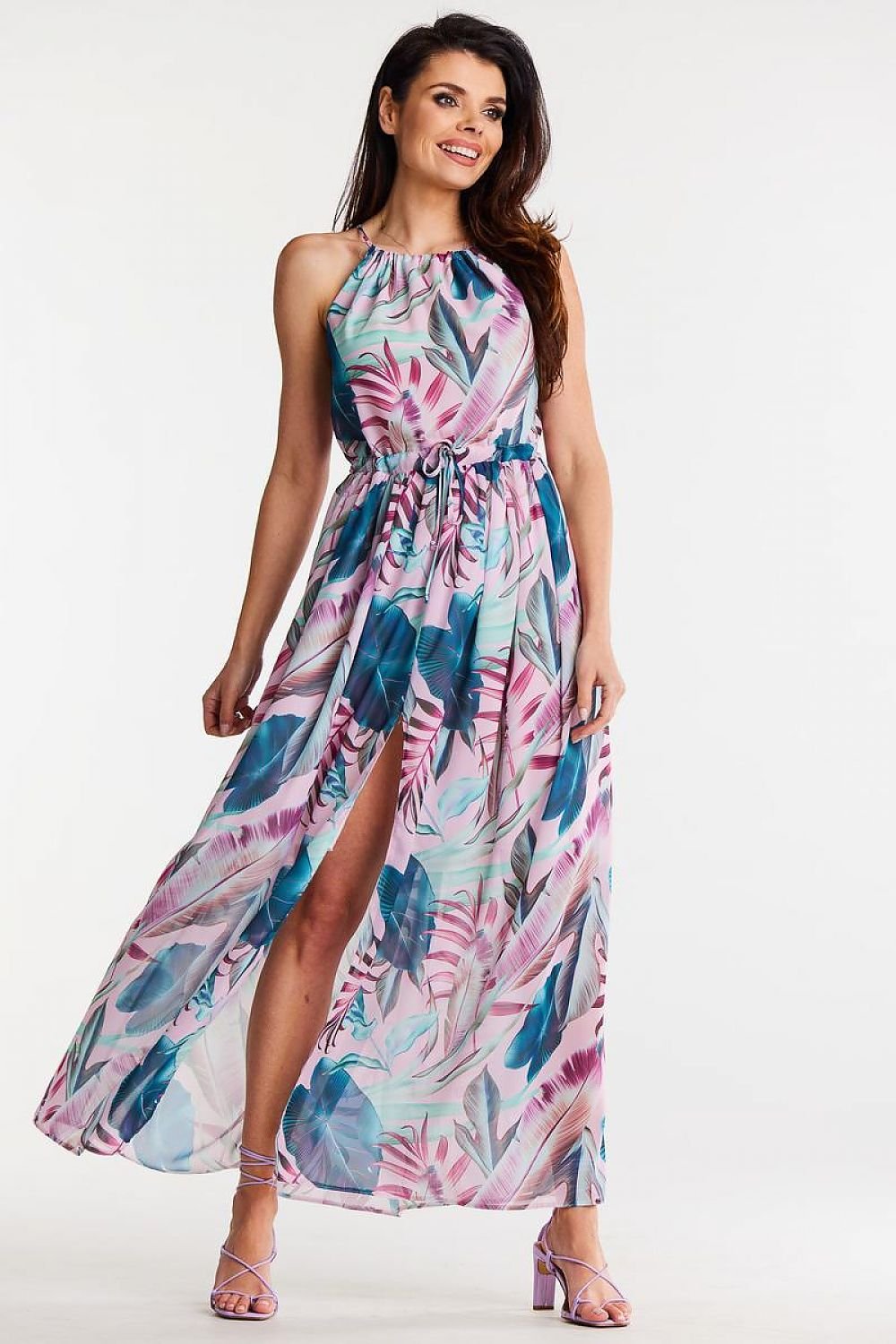 Gemustertes Maxi-Kleid mit Beinschlitz und Neckholder