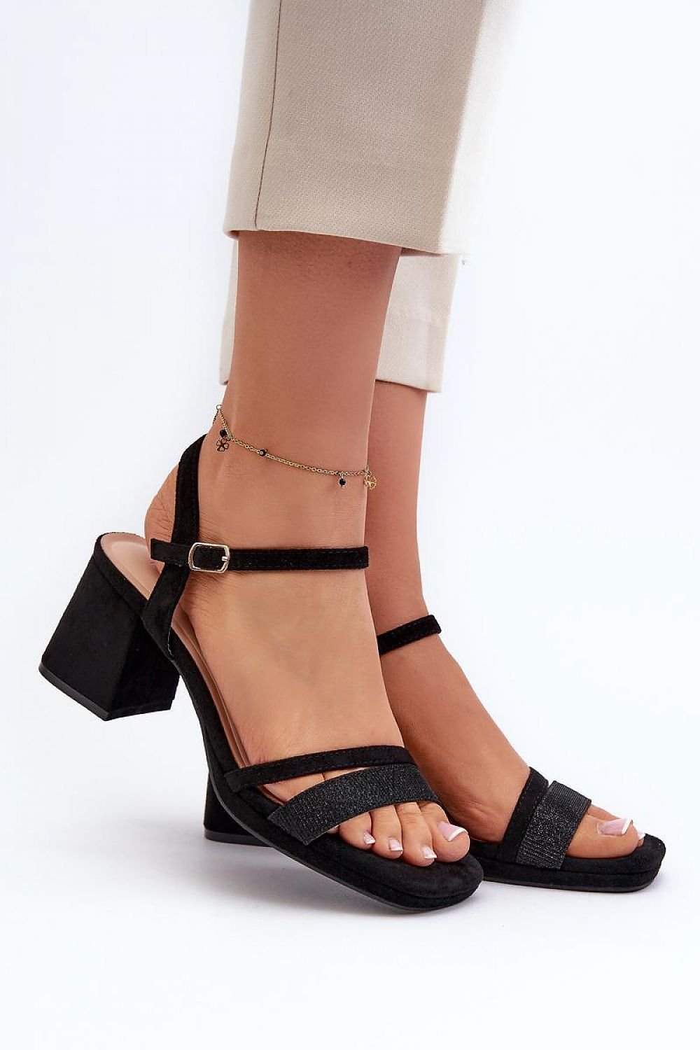 Sandalen mit Absatz | Step in style