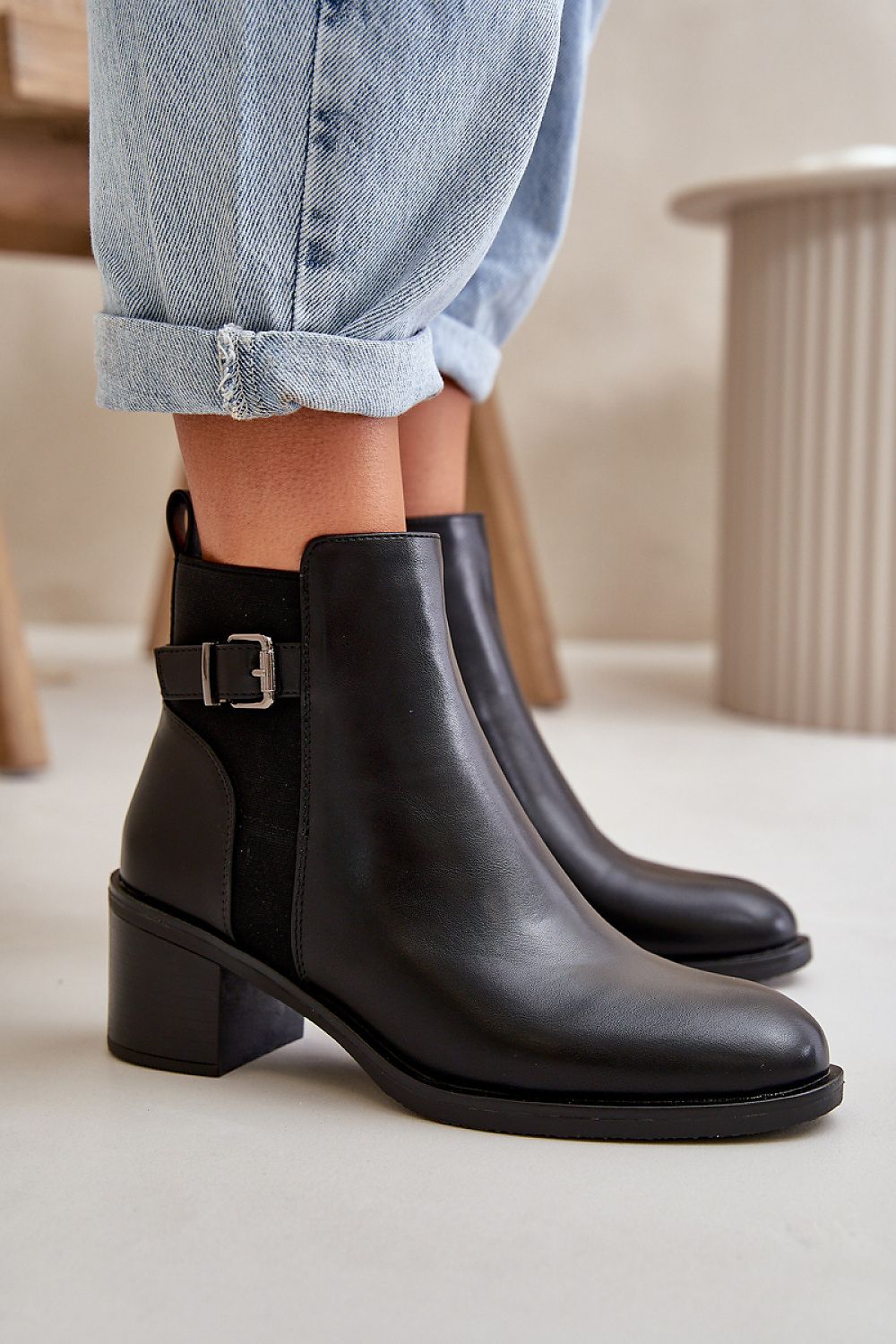 Stiefeletten mit Absatz | Step in style