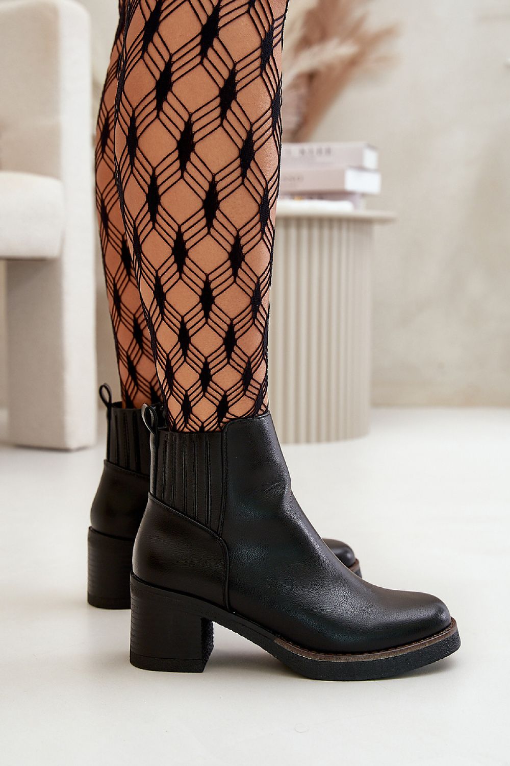 Stiefeletten mit Absatz | Step in style