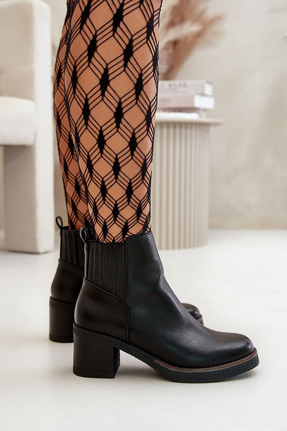 Stiefeletten mit Absatz | Step in style
