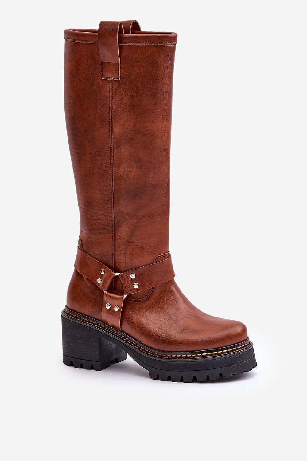 Stiefel mit Absätzen Step in style