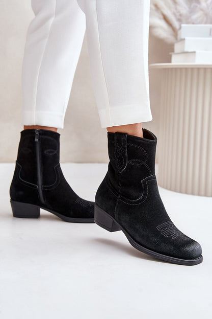 Stiefeletten mit Absatz Step in style