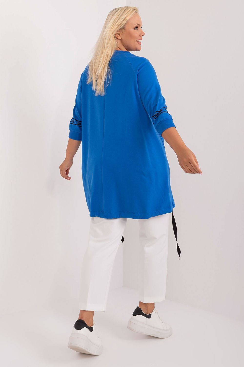  Plus-Size Bluse model 201840 Relevance 