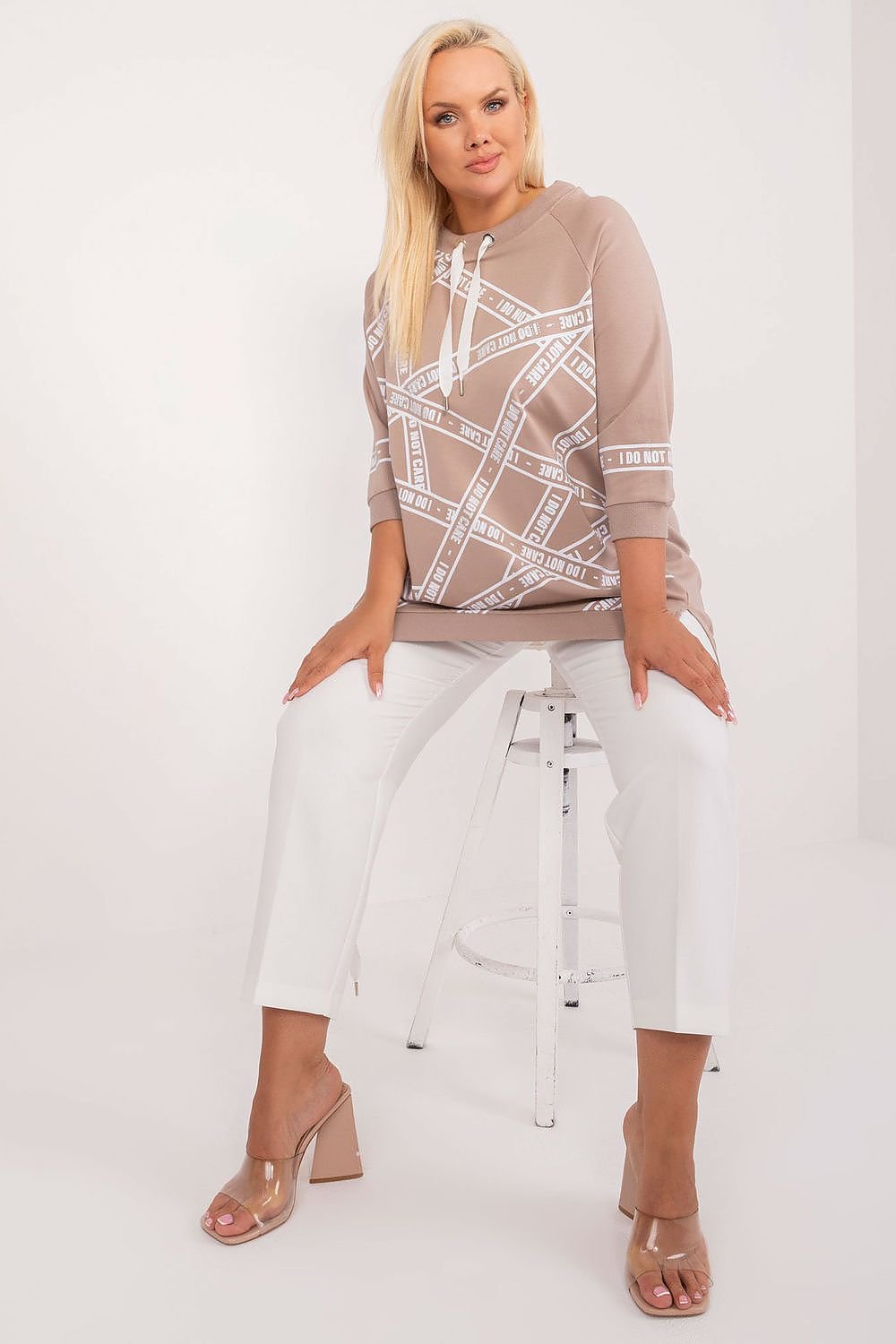  Plus-Size Bluse model 201843 Relevance 