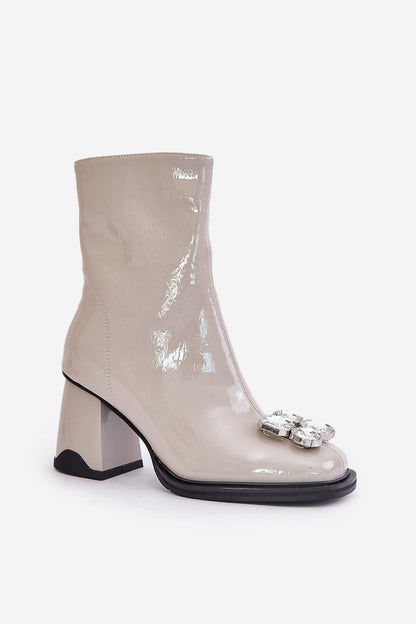 Stiefeletten mit Absatz | Step in style